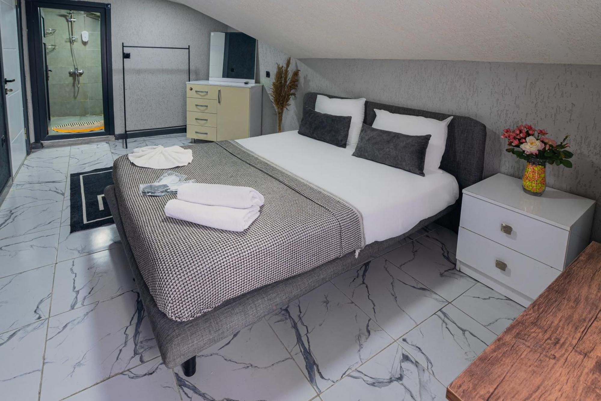 Nest Hotel Sisli Estambul Exterior foto